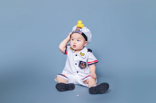 黑龙江宝宝几个月攒肚子